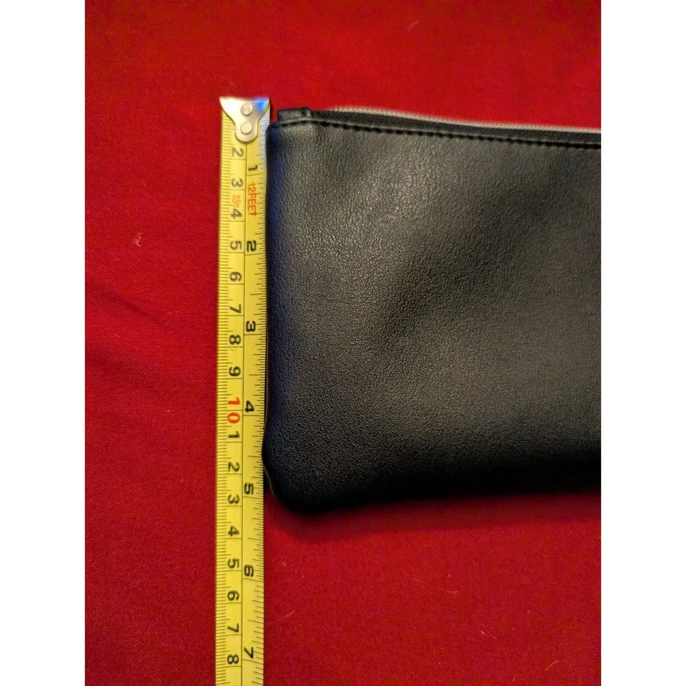 No Boundaries Black Faux Leather Wristlet Tortoiseshell Ring Handle zipper Pouch